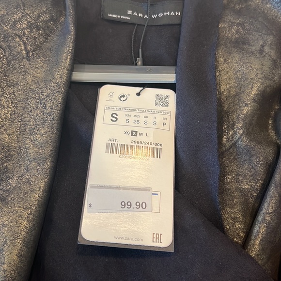 Jacket - Picture 2 of 4